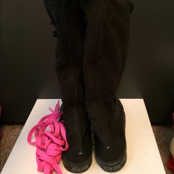 Black on black Knee high converse sneakers no pink laces just black - Picture 3 of 4